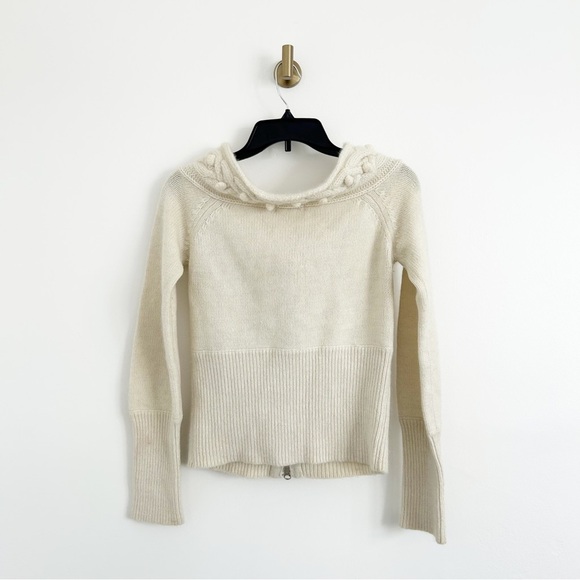 Vintage Marciano Wool Angora Ivory Off Shoulder Zip Front Knit Sweater Size M - Picture 5 of 7